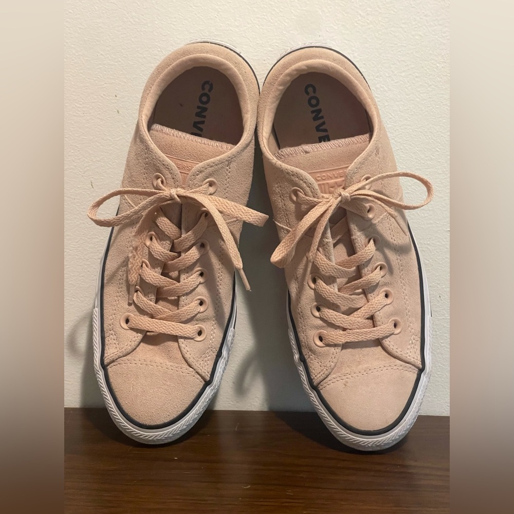 Converse peach Sneakers Classic Style